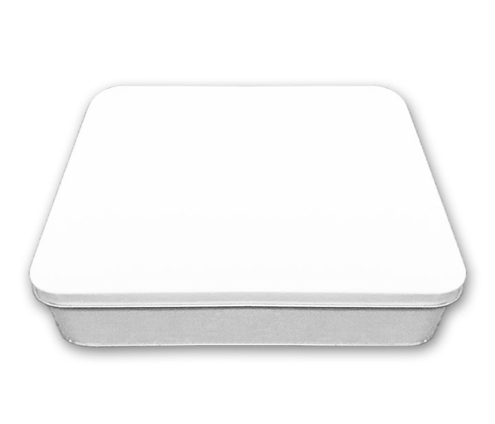 Puzzle size 15x11 (200 pieces) with a Tin
